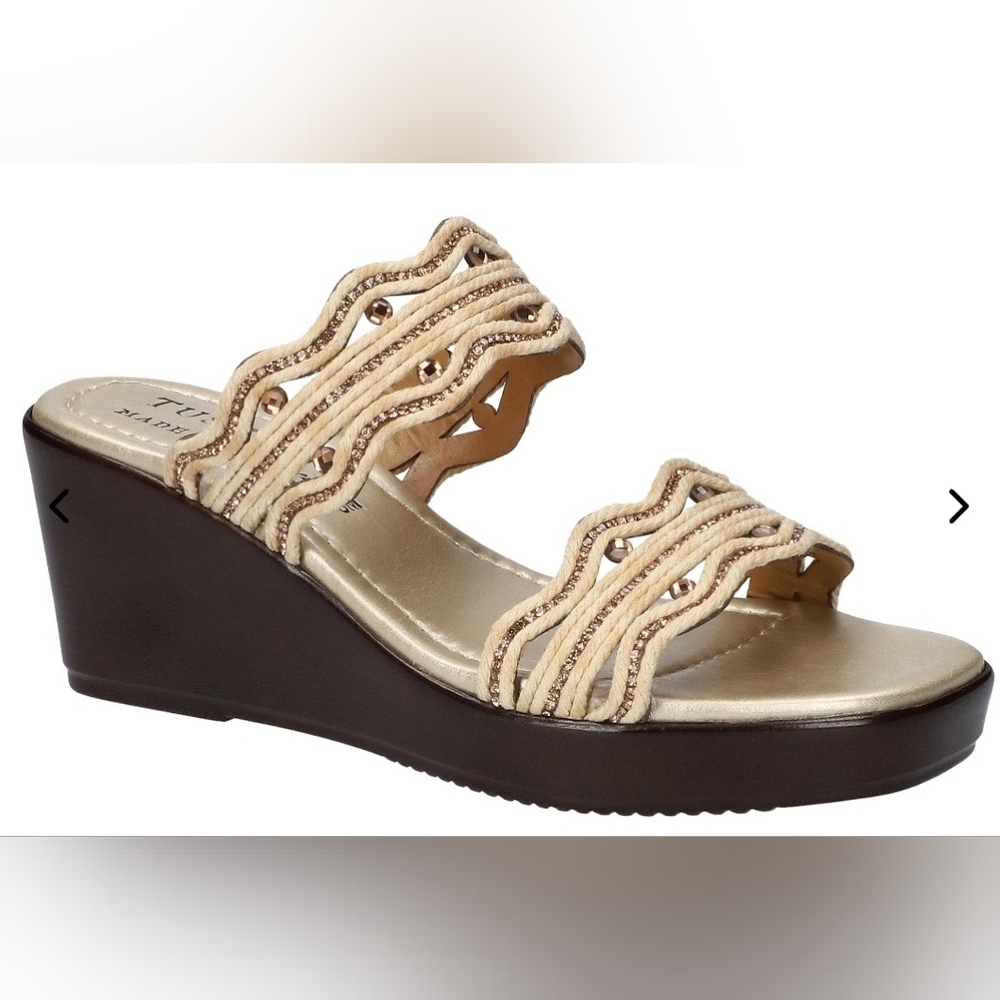 NIB TUSCANY Easy Street Selva Wedge Made in Italy Natural Gold Heel Sandals 7W